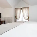 Virginia Hotell Sabiñánigo