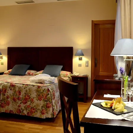 Virginia 4* Sabiñánigo