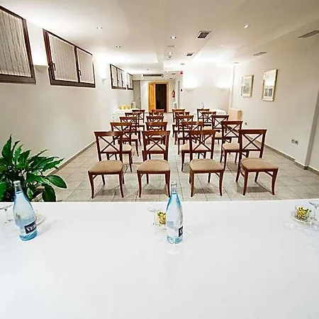 Virginia Hotel 4*