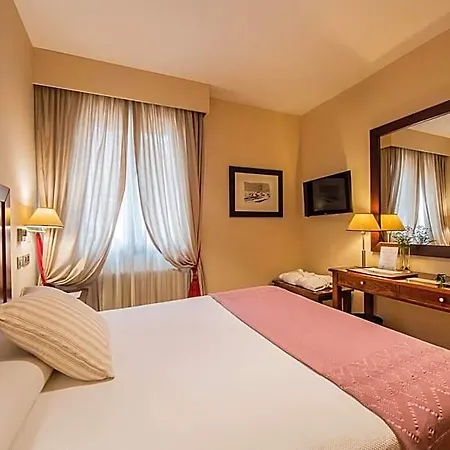 Hotel Virginia 4*